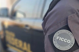 Operação da Polícia Federal prende 12 suspeitos e mira grupo ligado ao tráfico no litoral do Piauí