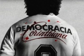 Prefeito de Nova York relembra Democracia Corinthiana e exalta papel social do futebol