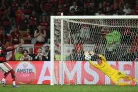 Estudiantes elimina Flamengo e Palmeiras terá chance de revanche na final da Libertadores